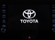 Toyota Yaris Cross 16