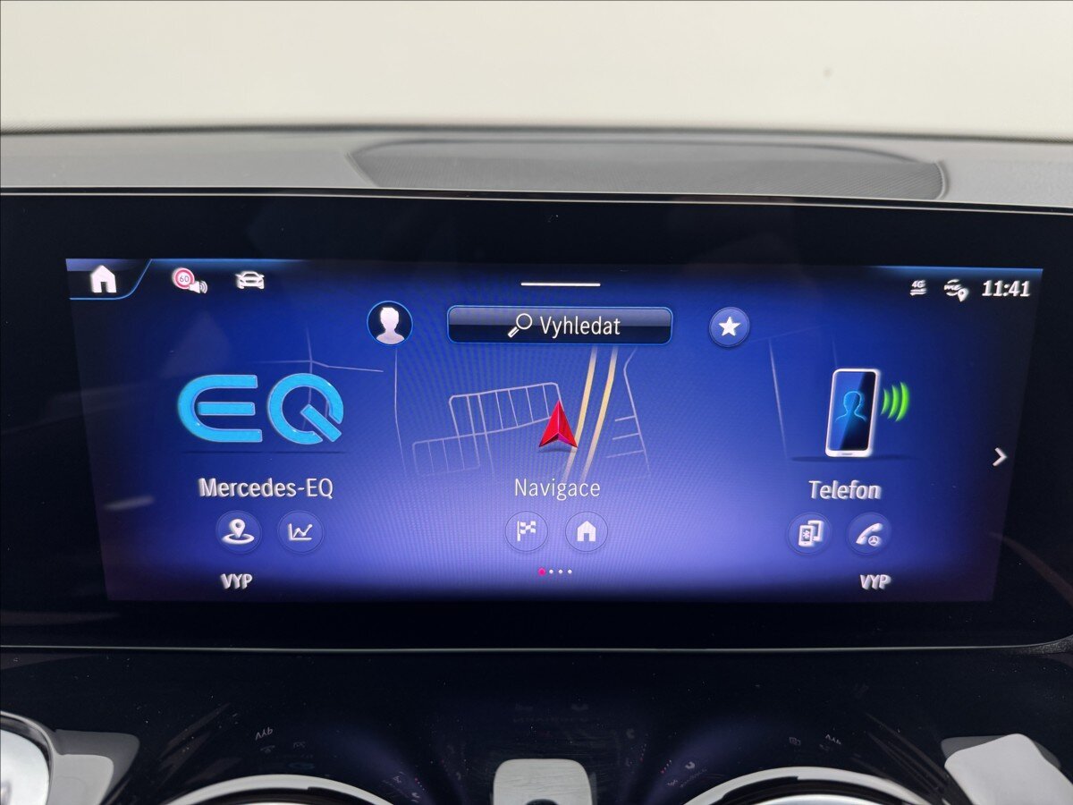 Mercedes-Benz EQB SUV / Terénní 0,0 168 kw