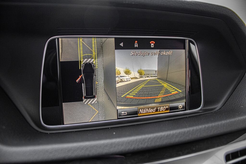 Mercedes-Benz Třídy E Kombi 3,0 l 190 kw