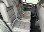 Volkswagen Touran MPV 1,6 l 77 kw