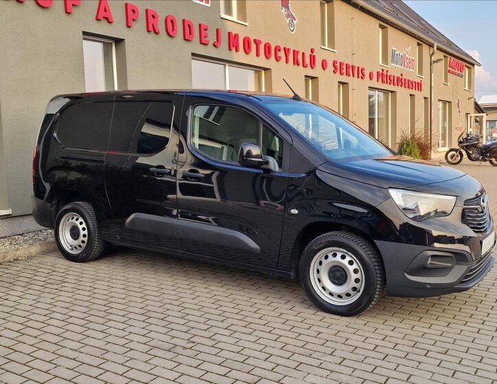 Opel Combo Skříň 1,5 l 75 kw