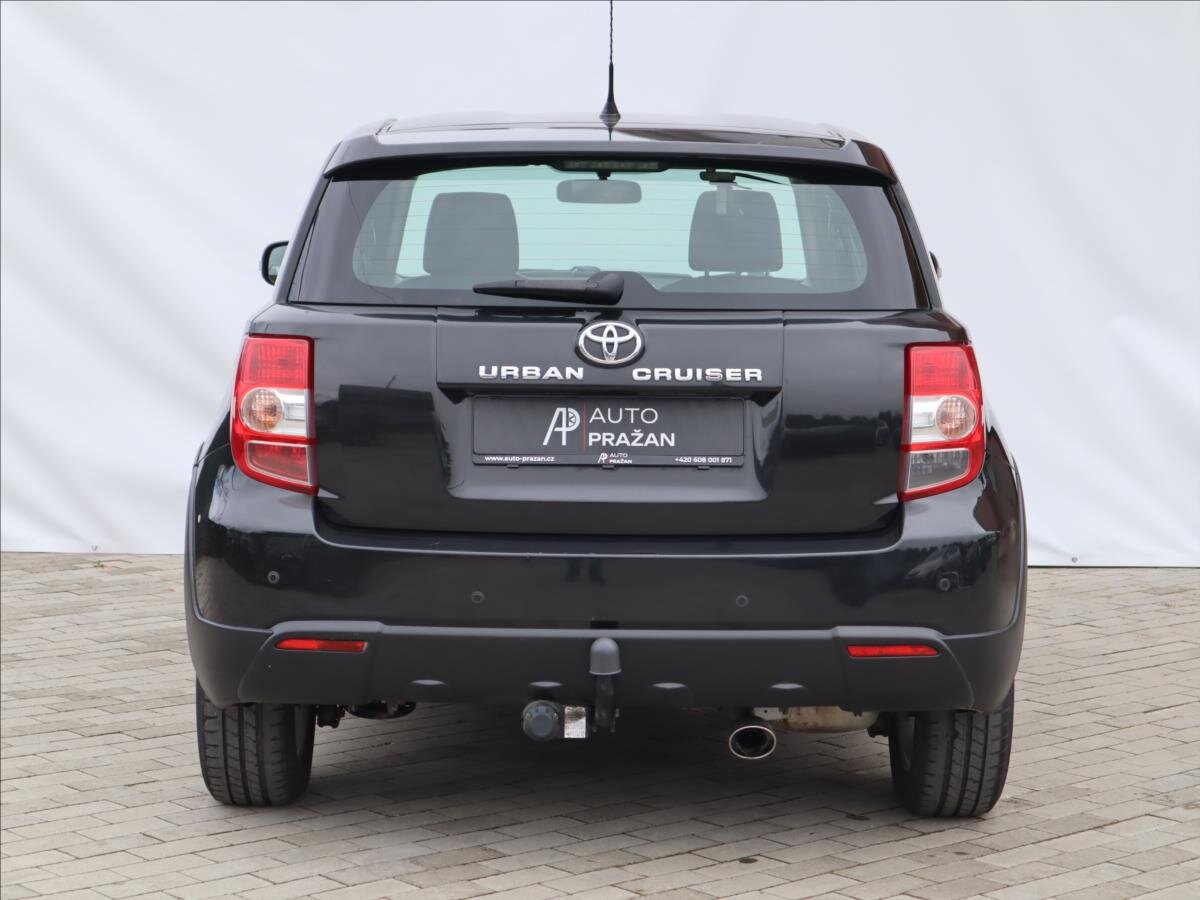 Toyota Urban Cruiser Hatchback 1,3 l 74 kw