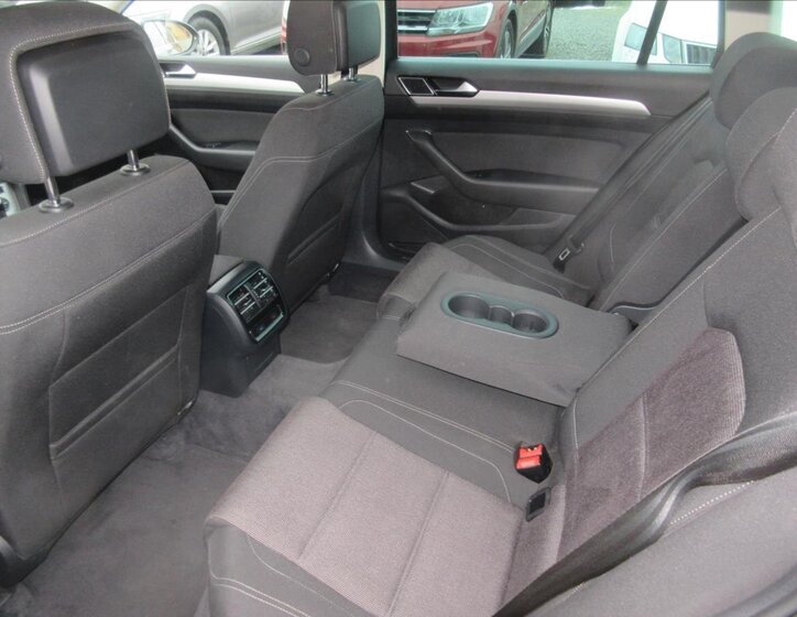 Volkswagen Passat Kombi 2,0 l 110 kw