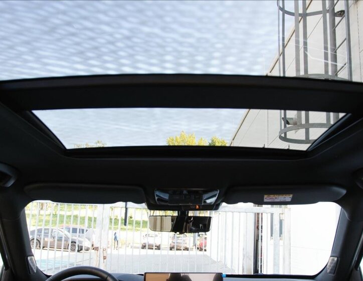 Mitsubishi Outlander SUV 2,4 l 225 kw