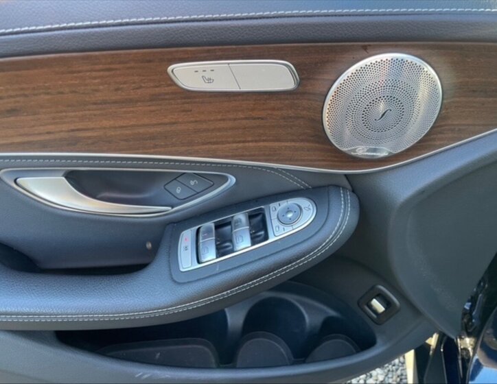 Mercedes-Benz GLC SUV 2,0 l 180 kw