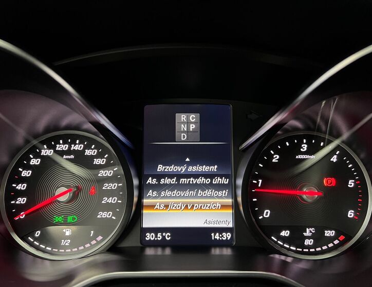 Mercedes-Benz Třídy V 22