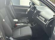 Mitsubishi Outlander SUV / Terénní 2,3 l 110 kw