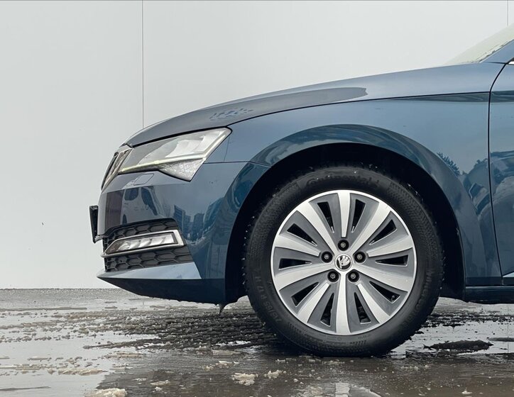 Škoda Superb Liftback 1,5 l 110 kw