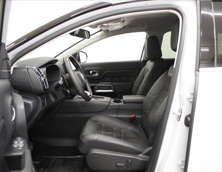 Citroën C5 Aircross SUV / Terénní 1,5 l 96 kw