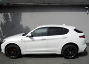 Alfa Romeo Stelvio SUV / Terénní 2,9 l 375 kw