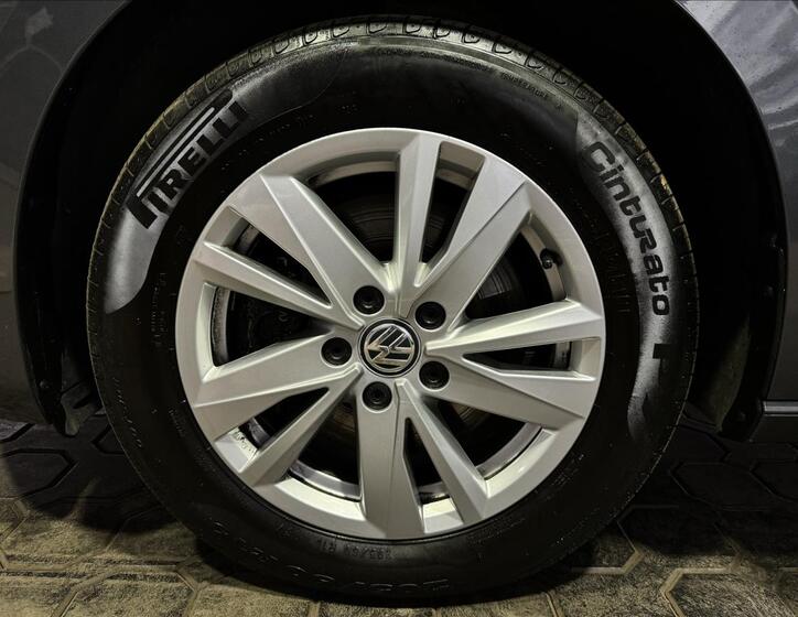 Volkswagen Touran 41