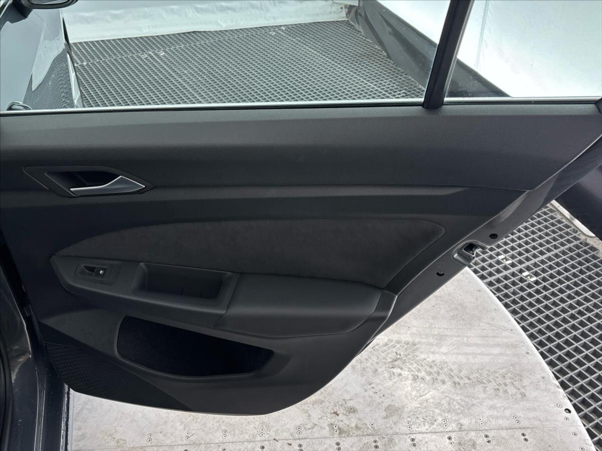 Volkswagen Golf Kombi 1,5 l 110 kw