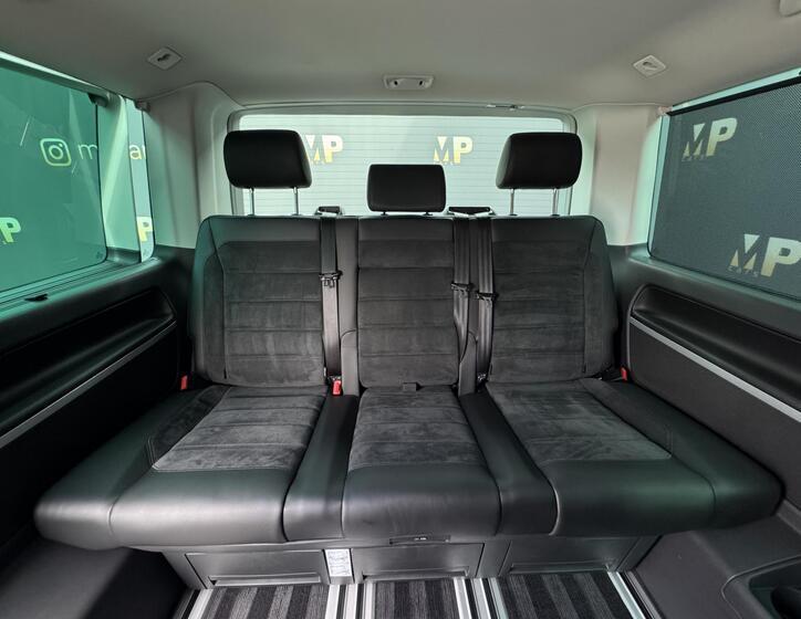 Volkswagen Multivan 19