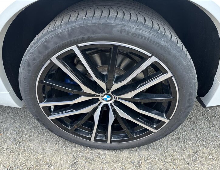 BMW X5 SUV / Terénní 3,0 l 195 kw