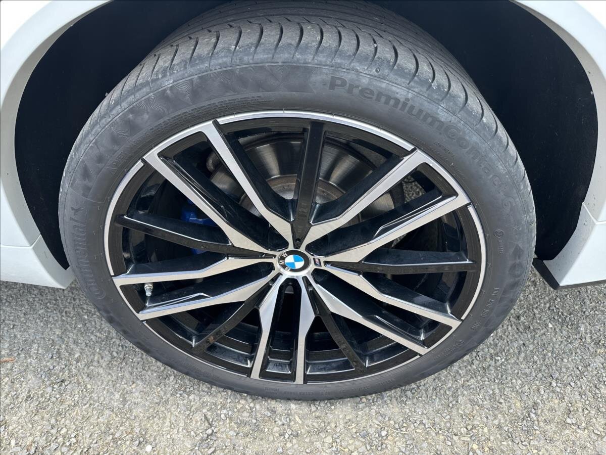 BMW X5 SUV / Terénní 3,0 l 195 kw