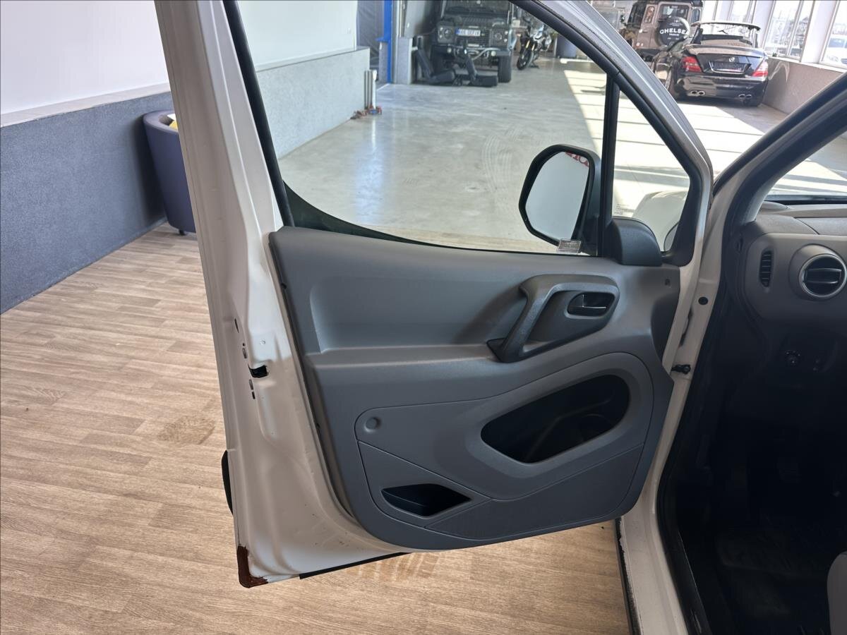 Peugeot Partner Pick-up 1,6 l 66 kw