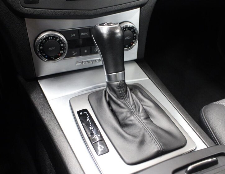 Mercedes-Benz Třídy C 25