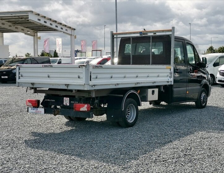 Mercedes-Benz Sprinter 4