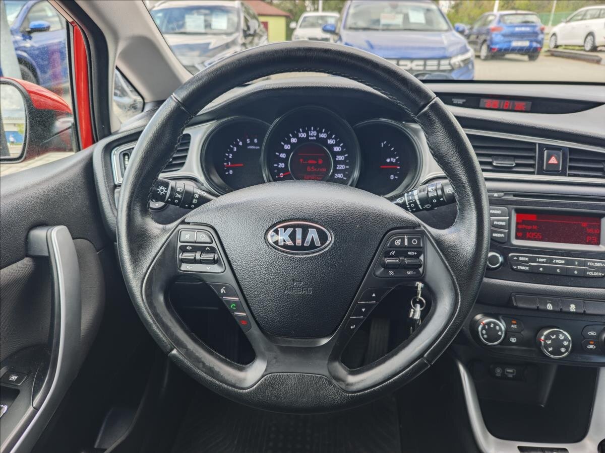 KIA Ceed Hatchback 1,6 l 100 kw