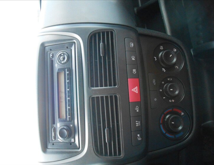 Fiat Dobló Kombi 1,6 l 77 kw