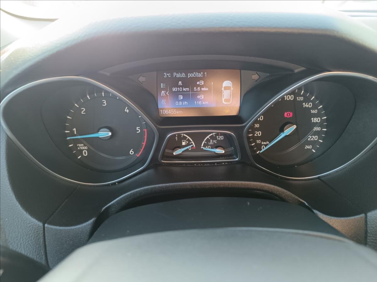 Ford Focus Kombi 1,5 l 88 kw