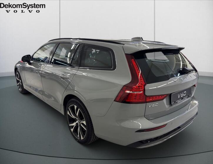 Volvo V60 4