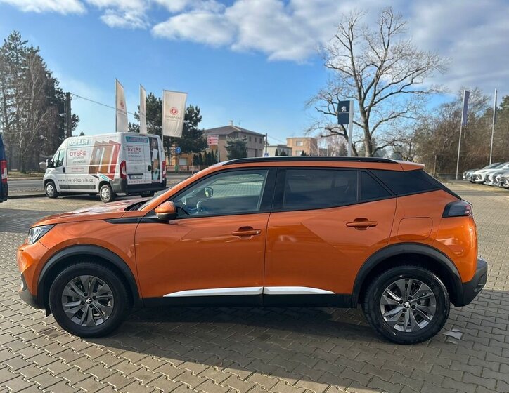 Peugeot 2008 SUV 1,2 l 74 kw
