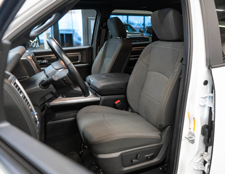 Dodge RAM Pick-up 5,7 l 291 kw