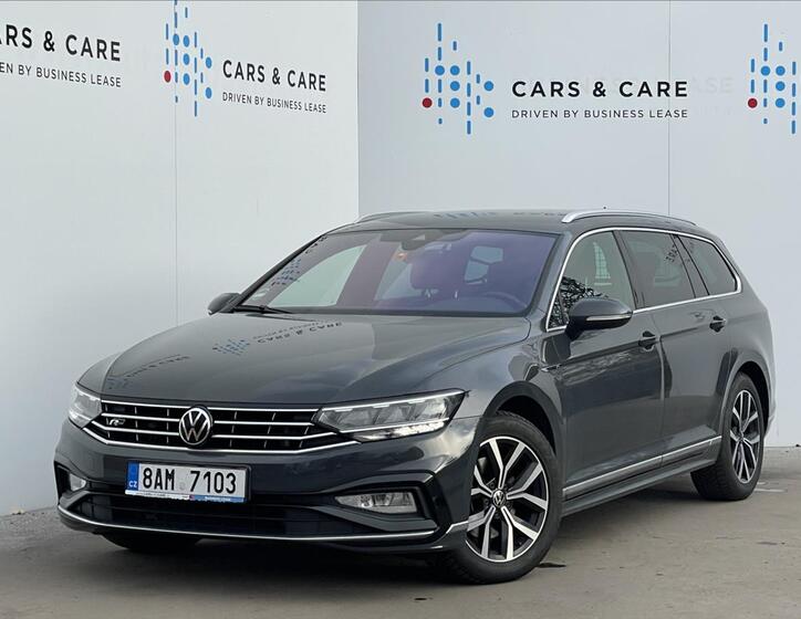 Volkswagen Passat 1