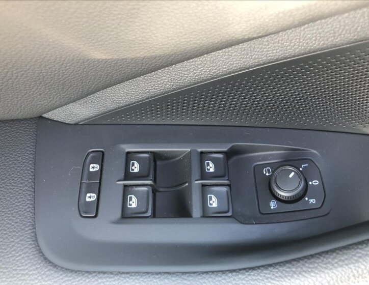 Škoda Superb Kombi 2,0 l 110 kw