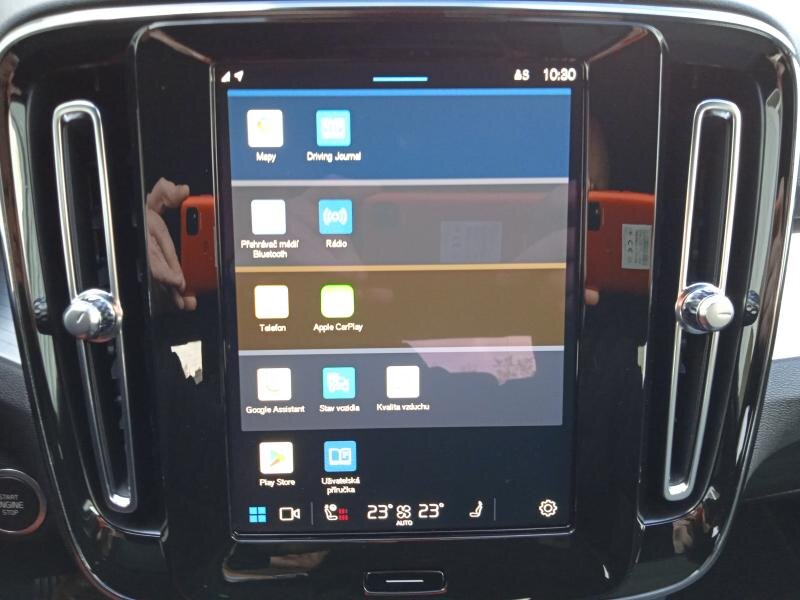 Volvo XC40 SUV 2,0 l 120 kw