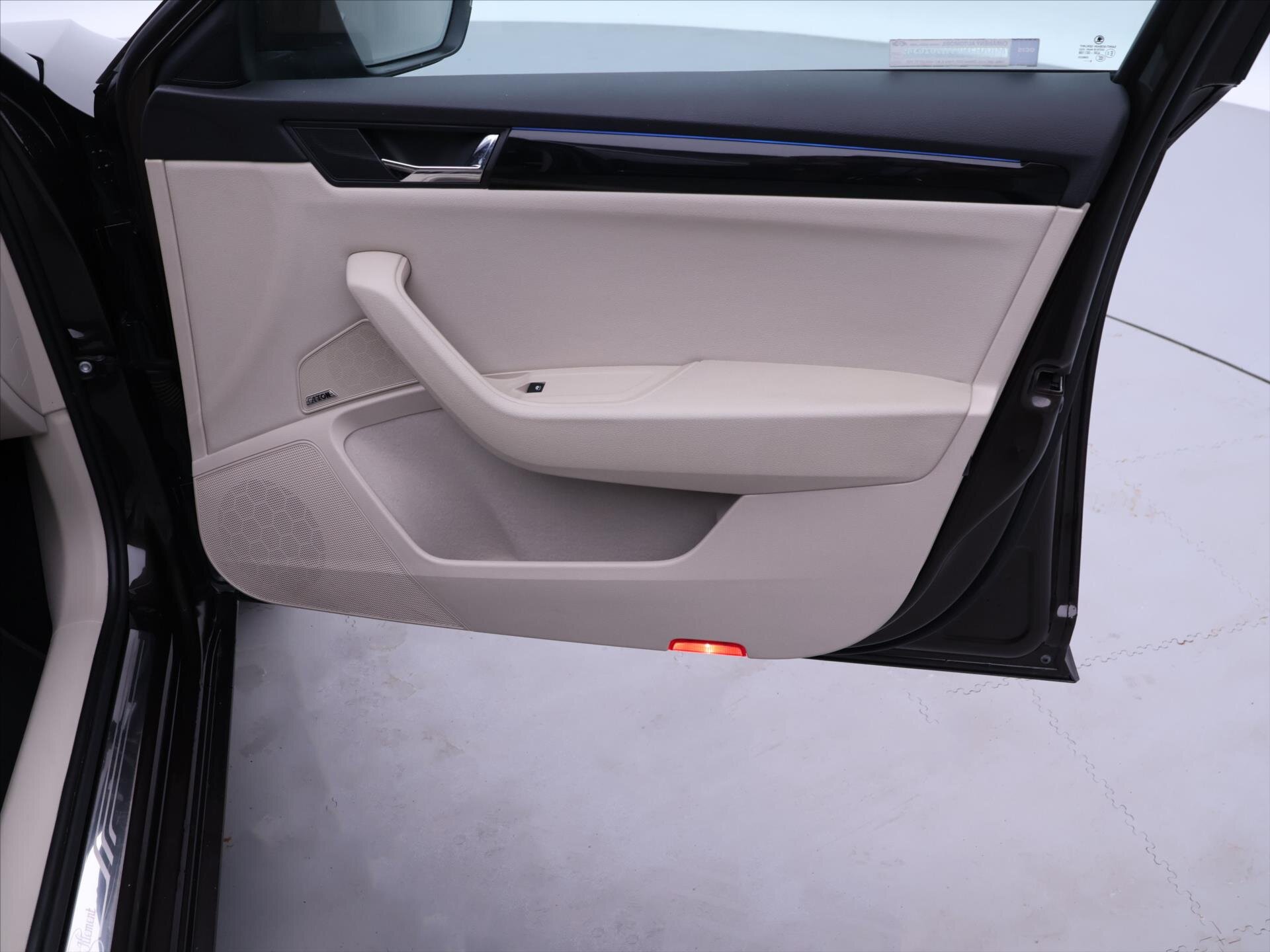 Škoda Superb Liftback 2,0 l 110 kw