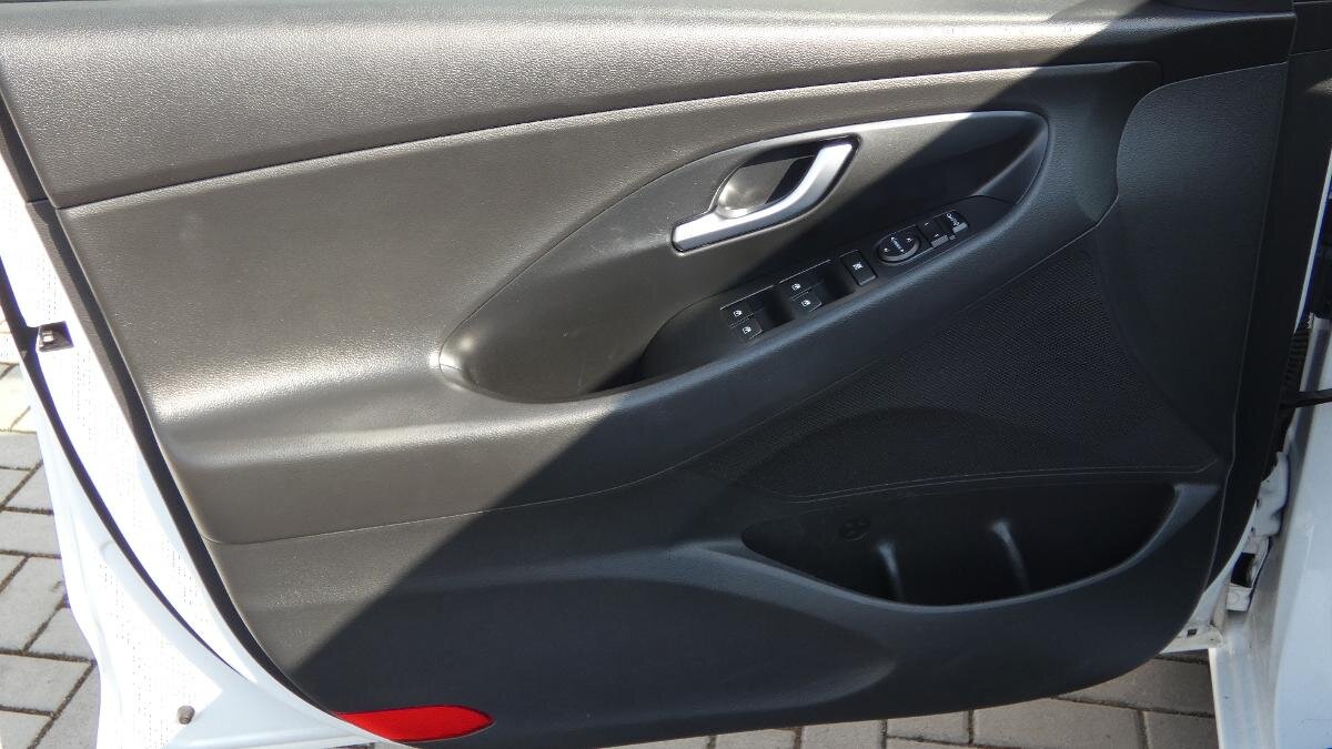 Hyundai i30 Kombi 998,0 88 kw