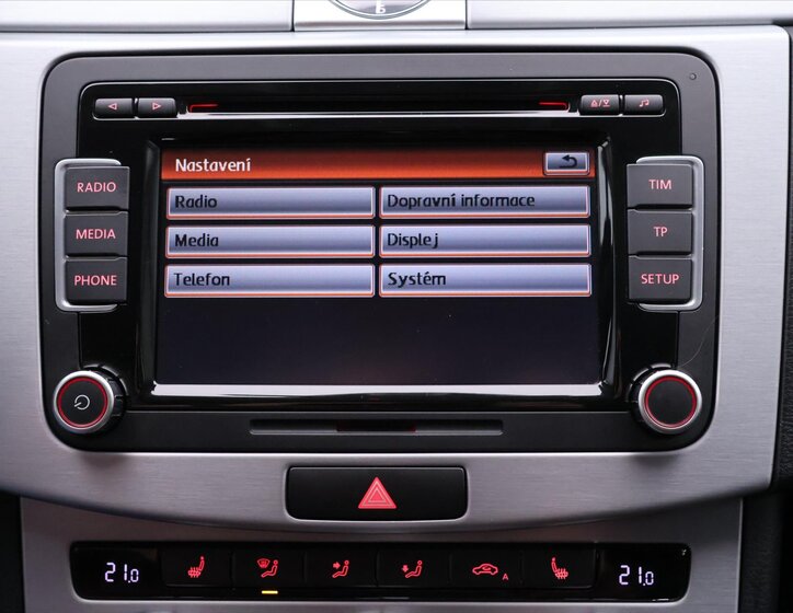 Volkswagen CC Sedan / Limuzína 2,0 l 130 kw