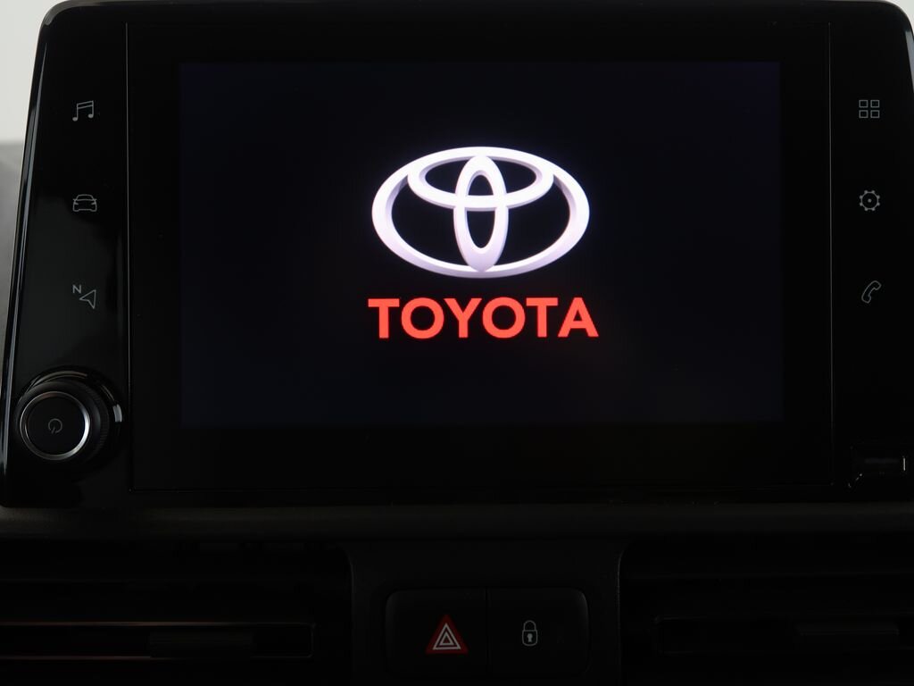 Toyota ProAce Kombi 1,5 l 96 kw