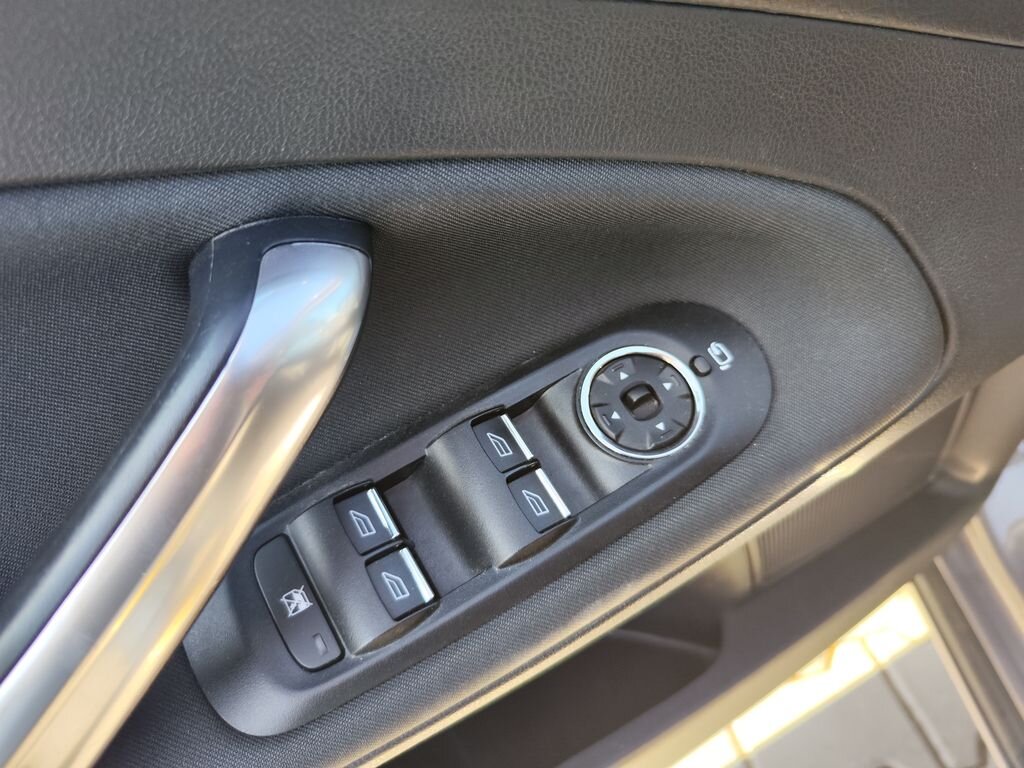 Ford Mondeo Kombi 1,6 l 118 kw