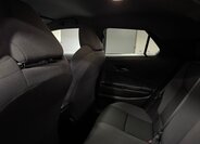 Toyota C-HR SUV 1,8 l 72 kw