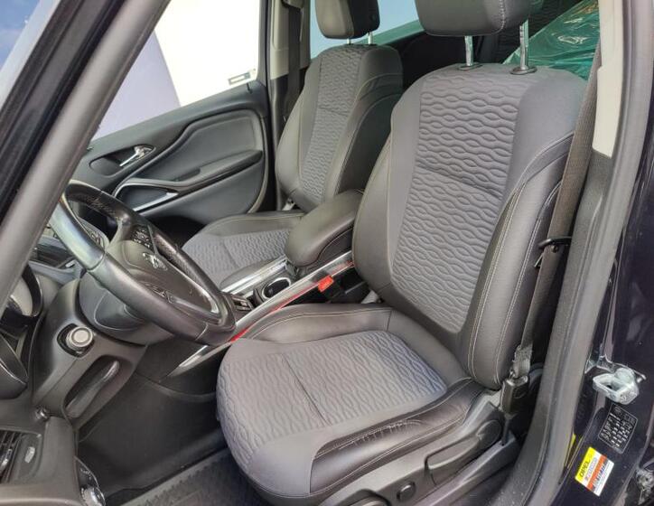 Opel Zafira 10