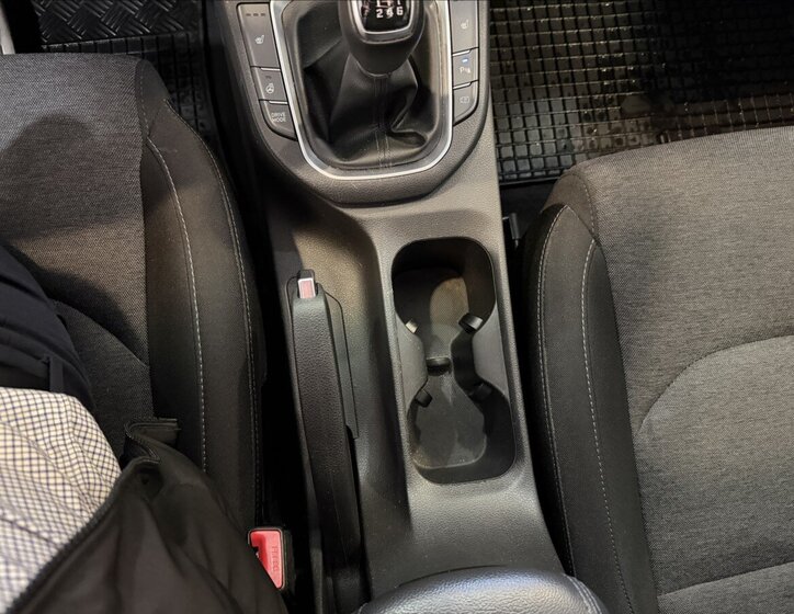 Hyundai i30 Sedan / Limuzína 1,5 l 117 kw