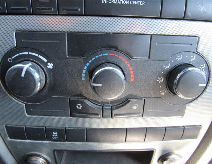 Jeep Grand Cherokee SUV 3,7 l 157 kw