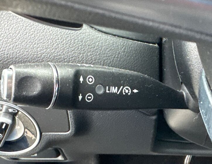 Mercedes-Benz CLA MPV 0,0 130 kw