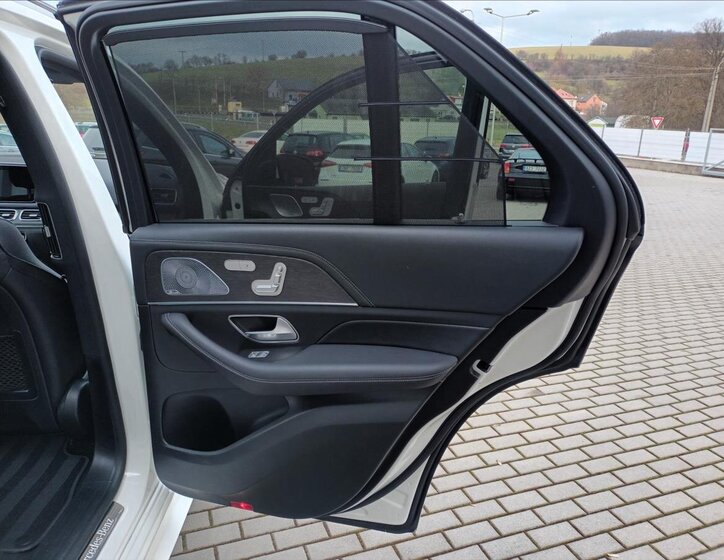 Mercedes-Benz GLE SUV 3,0 l 270 kw