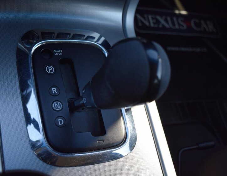 Nissan Navara Pick-up 3,0 l 170 kw