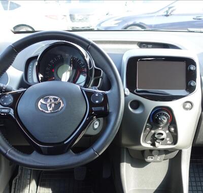 Toyota Aygo 8