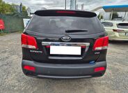 KIA Sorento 6