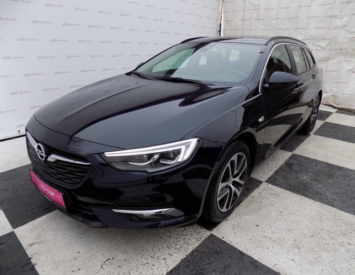 Opel Insignia 1