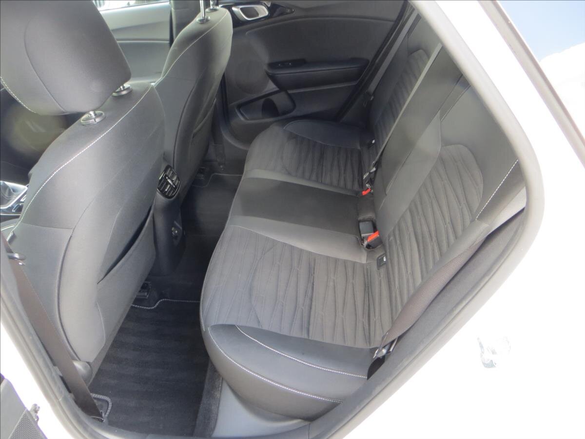 KIA ProCeed Kombi 1,5 l 117 kw