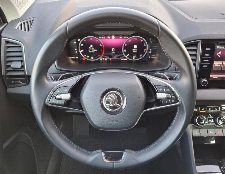 Škoda Karoq SUV / Terénní 1,5 l 110 kw