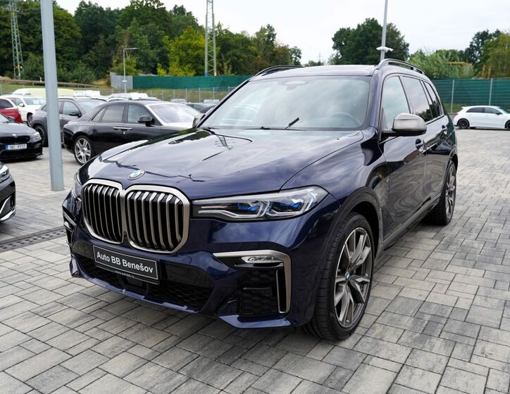BMW X7 2