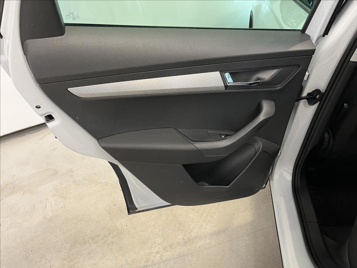 Škoda Karoq SUV 1,5 l 110 kw